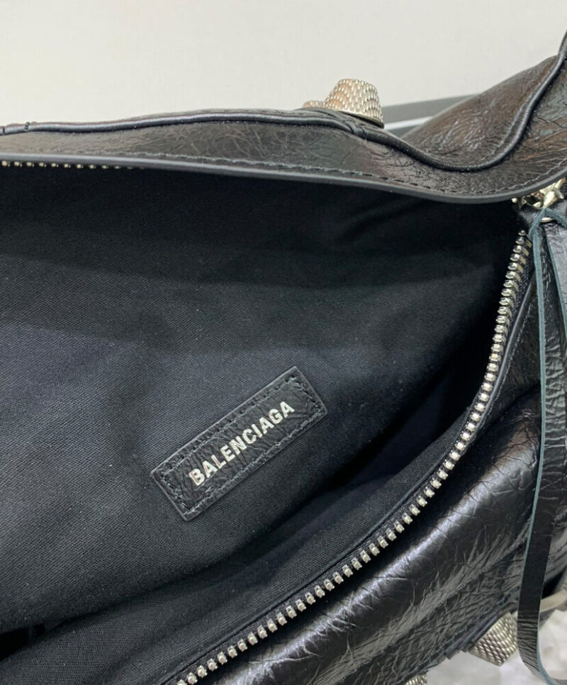 Balenciaga Le Cagole Medium Beltpack Black
